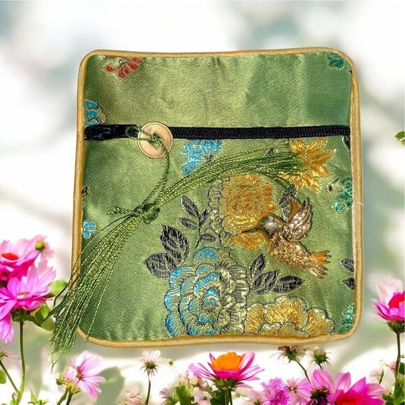 Vintage Gold Toned Hummingbird With Rhinestone Embellished Wing Brooch & Pouch - Picture 4 of 6